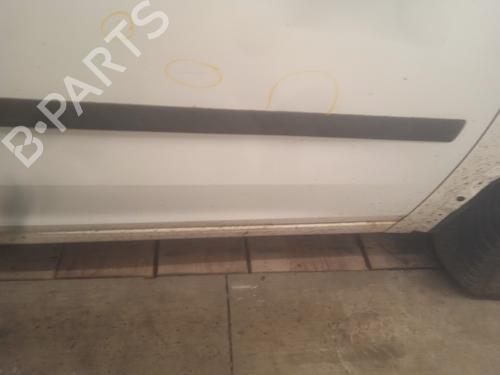 Right front door OPEL COMBO Box Body/MPV 1.3 CDTI 16V | BP22222269C3