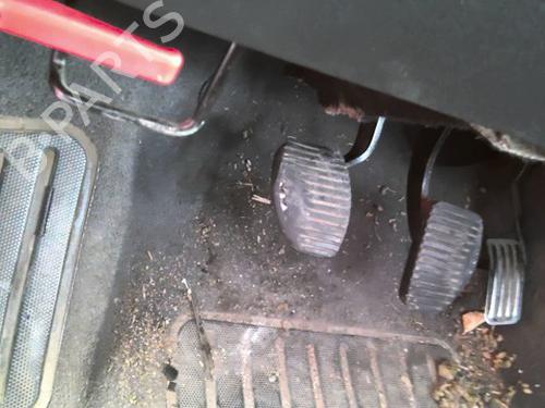 Used Clutch pedal Clutch pedal CITROËN BERLINGO / BERLINGO FIRST Box Body/MPV (M_) 2.0 HDI 90 (MBRHY, MCRHY) (90 hp) 40253946 40253946