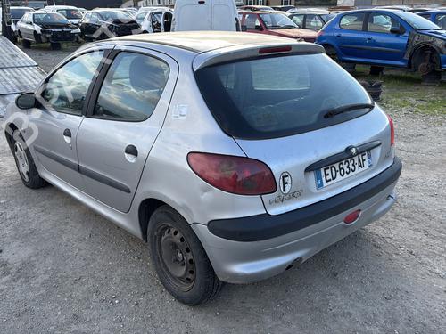 Radio PEUGEOT 206 Hatchback (2A/C) 1.9 D | BP21269347E6 