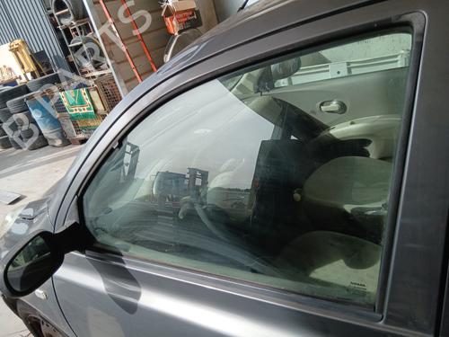 front-left-door-window-nissan-micra-iii-k12-2002-2003-2004-2005-2006-2007-2008-2009-2010-2011-29359190 main image