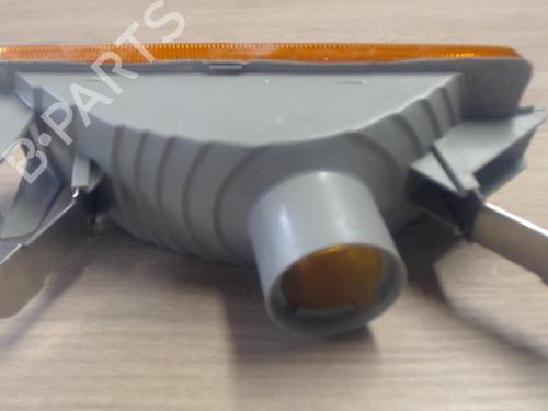 Used Right front indicator Right front indicator 38940856 38940856