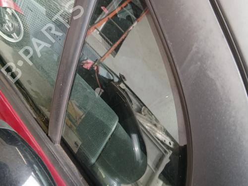 Front right quarter glass CITROËN DS3 (SA_) 1.2 VTi 82 | BP32264654C112