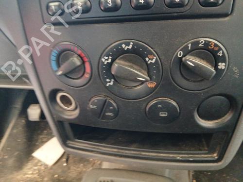 Airco bedieningspaneel FORD TOURNEO CONNECT 1.8 TDCi (90 hp) 28070374
