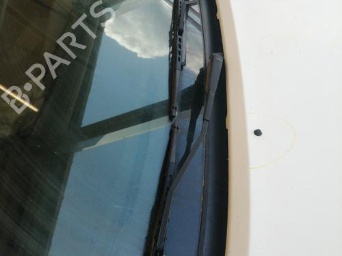 Used Front windshield wiper arm CITROËN SAXO (S0, S1) 1.5 D (57 hp) 26025599