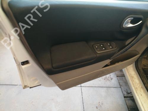 Front left window mechanism RENAULT MEGANE II Estate (KM0/1_) 1.5 dCi (KM02, KM13) | BP27697421C22 