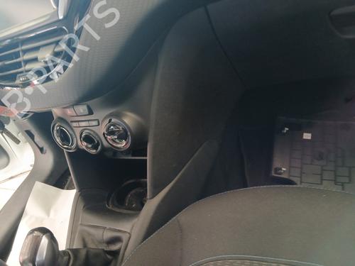 Used Heater blower motor PEUGEOT 208 I (CA_, CC_) 1.2 VTI 82 (82 hp) 31883597