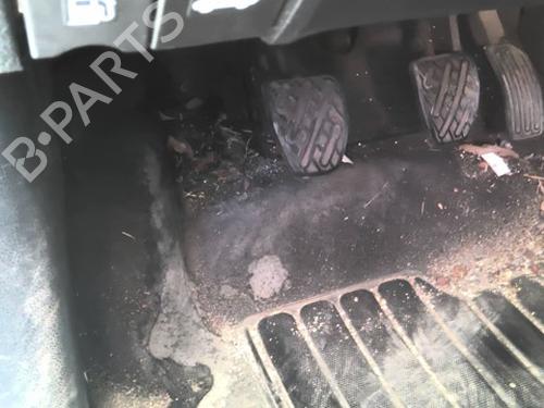 Used Clutch pedal Clutch pedal 39215850 39215850