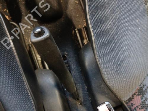 Parkbremsarm/handtak PEUGEOT 106 II (1A_, 1C_) 1.4 i (75 hp) 31351689
