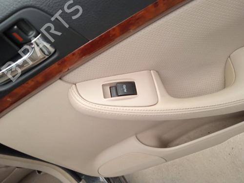 Used Right rear window switch TOYOTA AVENSIS (_T25_) 2.4 VVT-i (AZT251_, AZT251R) (163 hp) 21279159