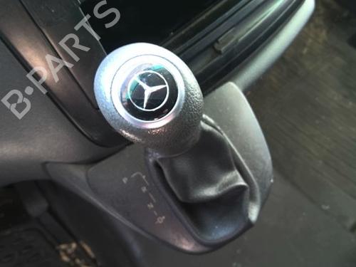Used Gear lever Gear lever MERCEDES-BENZ VIANO (W639) CDI 2.2 (639.811, 639.813, 639.815, 639.711, 639.713) (136 hp) 40457227 40457227