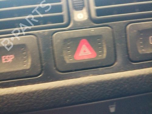Used Warning switch VW GOLF IV (1J1) 1.9 TDI (90 hp) 27217410