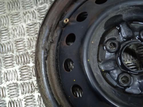 Used Rim Rim TOYOTA YARIS (_P1_) 1.0 (SCP10_, SCP10R) (68 hp) 21277421 21277421