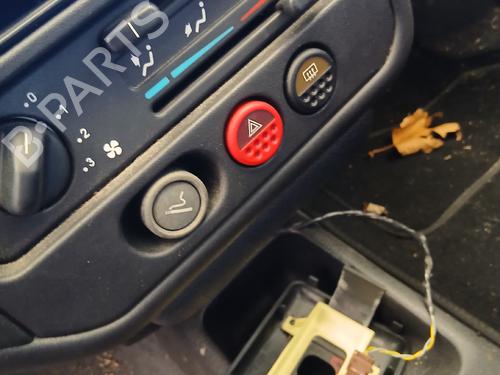 Used Warning switch Warning switch PEUGEOT 106 II (1A_, 1C_) 1.4 i (75 hp) 35926600 35926600
