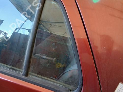 Dør rude ventre bagtil Dør rude ventre bagtil RENAULT CLIO I (B/C57_, 5/357_) 1.2 (B/C/S57A, B/C57S, 5/357F, 5/357J, 5/357L, 5/357R) (58 hp) 37178070 37178070