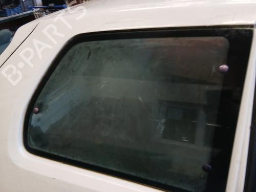 Panel rude bagtil højre PEUGEOT 106 II (1A_, 1C_) 1.1 i (60 hp) 31679750