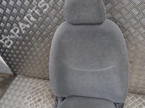 Right front seat TOYOTA YARIS (_P1_) 1.0 (SCP10_, SCP10R) | BP32493138C16