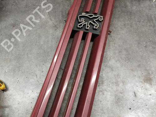 Used Grille PEUGEOT 309 I (10C, 10A) 1.3 (64 hp) 30494013