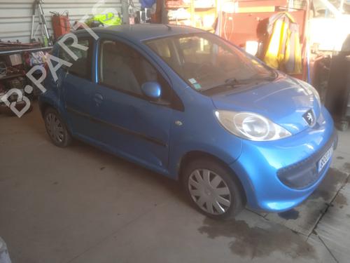 Front wiper motor PEUGEOT 107 (PM_, PN_) 1.0 | BP22791608M29 