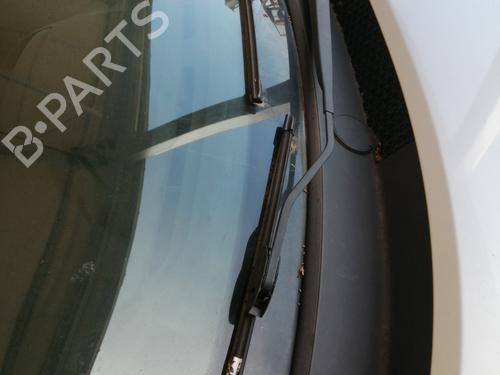 Used Front windshield wiper arm CITROËN C2 (JM_) 1.1 (60 hp) 26125707