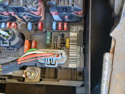 Used Fuse box Fuse box PEUGEOT 307 SW (3H) [2002-2009] 36515723 36515723