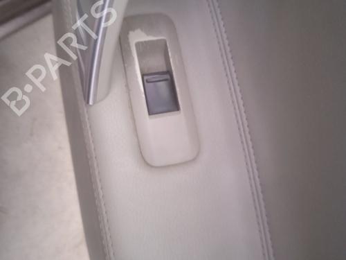 Used Right rear window switch NISSAN PRIMERA Hatchback (P12) 2.2 dCi (139 hp) 21593017