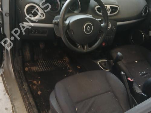 Seat buckle RENAULT CLIO III (BR0/1, CR0/1) 1.5 dCi (BR17, CR17) | BP32065229I32 