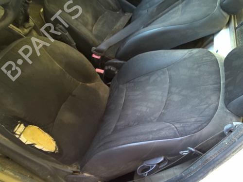 Asiento delantero izquierdo Asiento delantero izquierdo 39476960 39476960