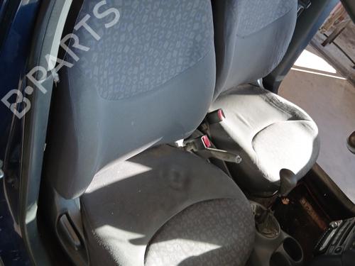 Used Right front seat TOYOTA YARIS (_P1_) 1.4 D-4D (NLP10_, NLP10R) (75 hp) 33116295