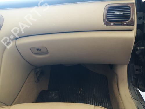 Handskerum PEUGEOT 607 (9D, 9U) 2.2 HDi (133 hp) 26885557
