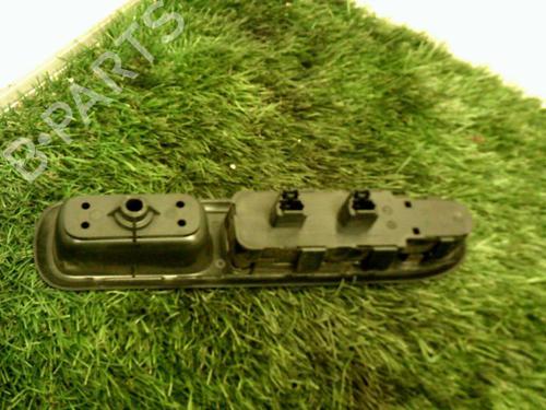 Used Left front window switch PEUGEOT 407 (6D_) 2.0 HDi 135 (6DRHRH, 6DRHRE, 6DRHRG, 6DRHRJ) (136 hp) 20885191