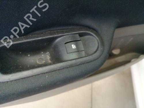 Used Left rear window switch RENAULT MEGANE II (BM0/1_, CM0/1_) 1.6 16V (BM0C, CM0C) (113 hp) 24925958