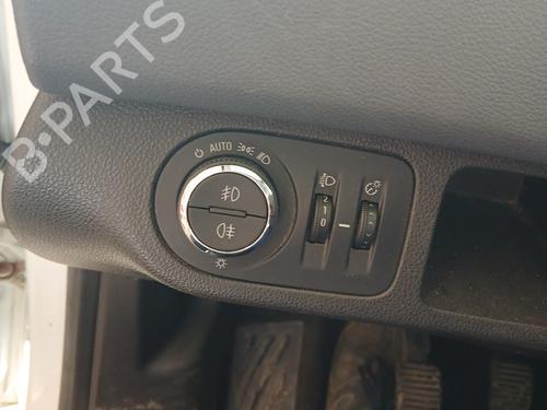 Commande de phare OPEL MERIVA B MPV (S10) 1.7 CDTI (75) (110 hp) 32135170