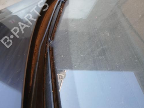 Used Front windshield wiper arm Front windshield wiper arm 37178030 37178030