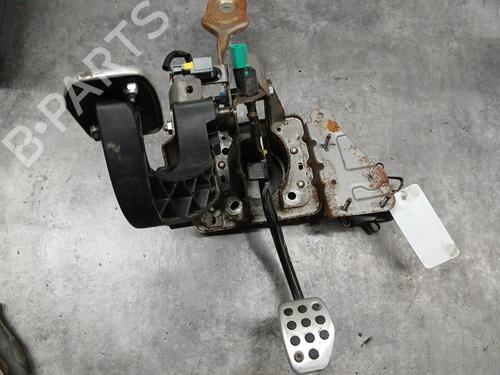 Used Pedal PEUGEOT 307 CC (3B) 2.0 HDi 135 (136 hp) 29165208