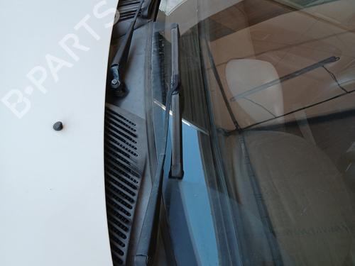 Used Front windshield wiper arm RENAULT CLIO II (BB_, CB_) 1.2 (BB0A, BB0F, BB10, BB1K, BB28, BB2D, BB2H, CB0A,... (58 hp) 28509675