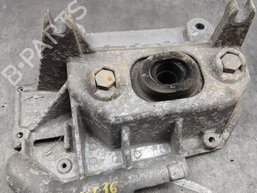 gearbox-mount-renault-clio-iii-br01-cr01-2005-2006-2007-2008-2009-2010-2011-2012-2013-2014-36009945 main image
