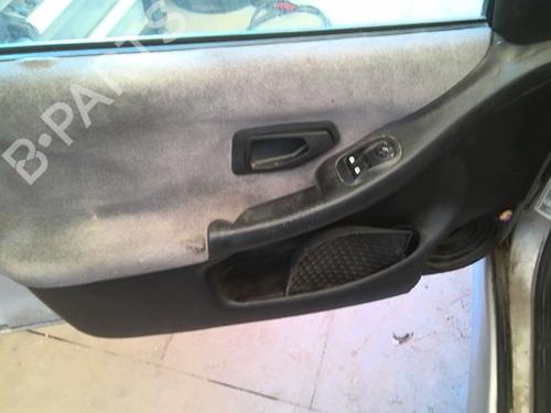 Used Front left window mechanism Front left window mechanism PEUGEOT 306 Break (7E, N3, N5) 1.9 D (69 hp) 40535802 40535802