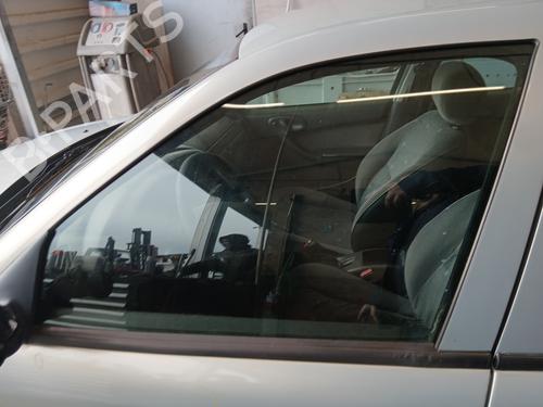 Used Front left door window CITROËN XSARA (N1) 1.4 i (75 hp) 32139043