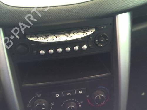 Used Radio Radio 39255784 39255784
