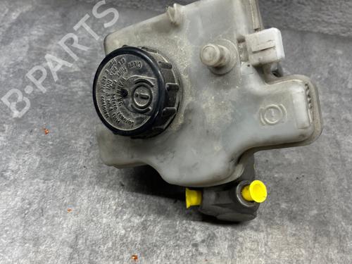 Used Brake master cylinder Brake master cylinder PEUGEOT 106 II (1A_, 1C_) 1.1 i (60 hp) 34183181 34183181