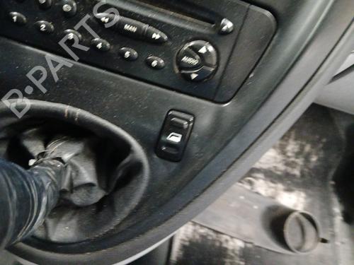 right-front-window-switch-citroen-xsara-picasso-n68-1999-2000-2001-2002-2003-2004-2005-2006-2007-2008-2009-2010-2011-2012-31576727 main image