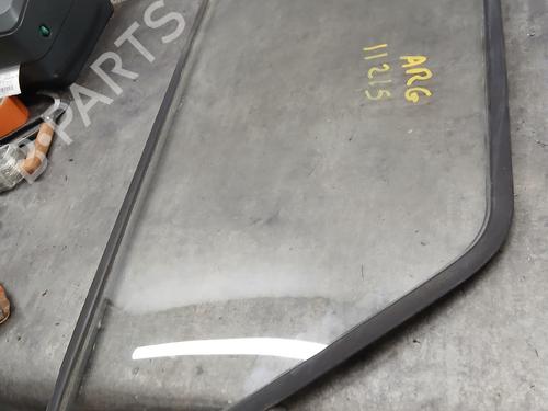 Used Rear left door window Rear left door window 36951728 36951728