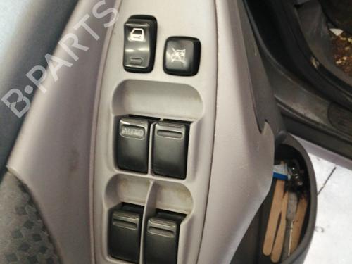 Used Left front window switch NISSAN ALMERA TINO (V10) 2.2 dCi (112 hp) 21282400