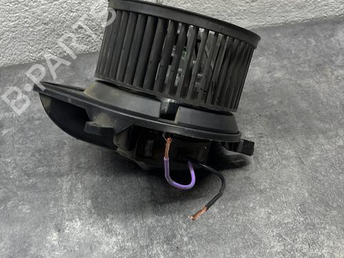 Used Heater blower motor Heater blower motor RENAULT MASTER II Bus (JD) 1.9 dCi 80 (JD0P, JD1P) (82 hp) 26139440 26139440