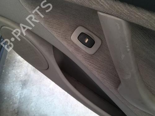 Used Right rear window switch Right rear window switch CITROËN C5 I (DC_) 2.0 HDi (DCRHZB, DCRHZE) (109 hp) 40203872 40203872