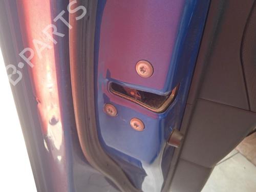 Used Front left lock TOYOTA AURIS (_E15_) 2.2 D (ADE157_, ADE151_, ADE151R, ADE157R) (177 hp) 21279626