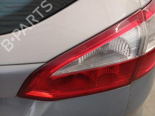 right-tailgate-light-ford-focus-iii-turnier-2010-2011-2012-2013-2014-2015-2016-2017-2018-2019-2020-33181667 main image
