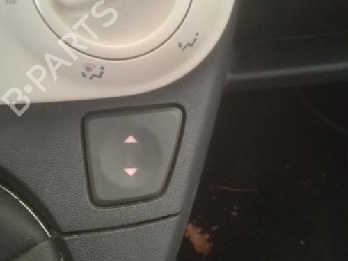 Used Right front window switch FIAT 500 (312_) 1.3 D Multijet (312AXB1A) (75 hp) 21824622