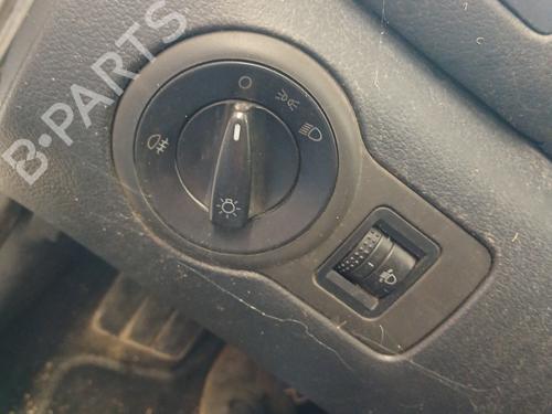 Used Headlight switch SKODA OCTAVIA I (1U2) 1.9 TDI (110 hp) 30301239