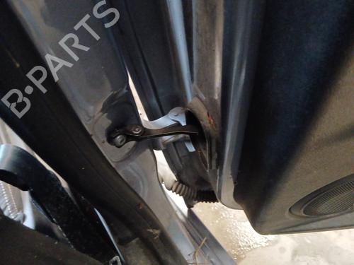 hingedoor-check-strap-renault-megane-iii-hatchback-bz01_-b3_-2008-32981840 main image
